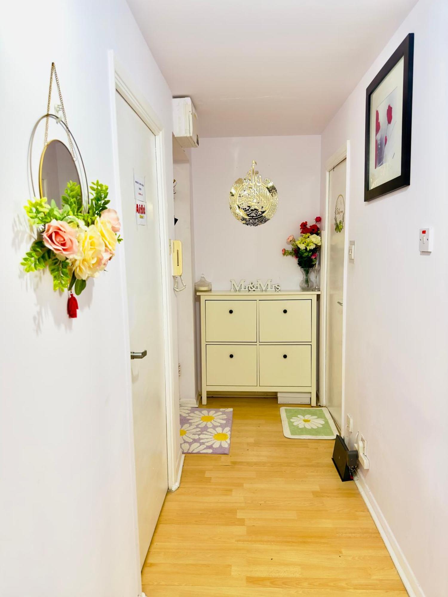 Sweet Home In Heart Of Barking Barking  Buitenkant foto